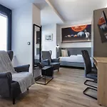 Apartmanhotel R73 Residences 4*