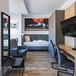 Apartmanhotel R73 Residences