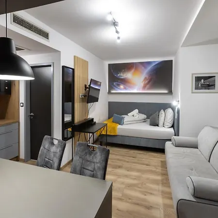 R73 Residences 4* Pětikostelí