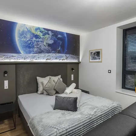 R73 Residences Aparthotel 4*