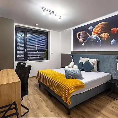 R73 Residences 아파트호텔