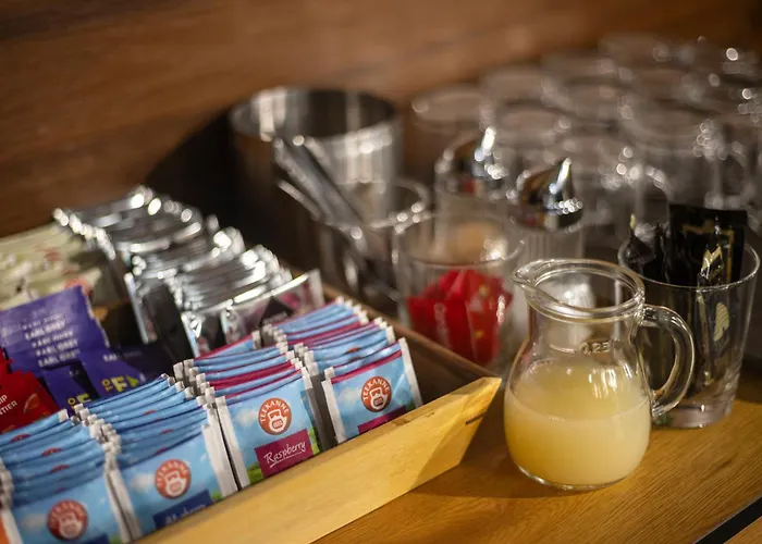 Ξενοδοχείο με διαμερίσματα R73 Residences