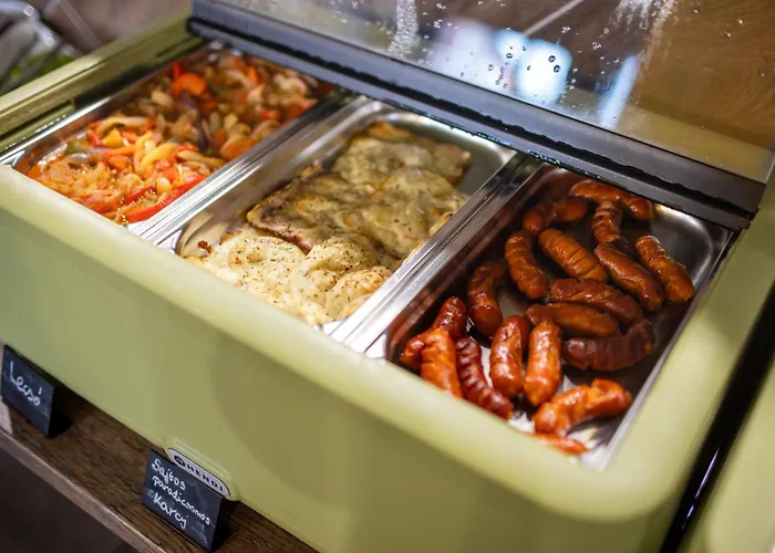 R73 Residences 4* Πετς