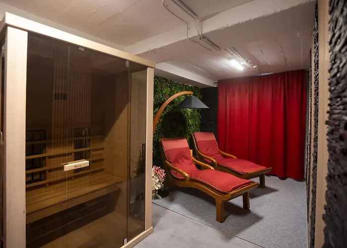 Ξενοδοχείο με διαμερίσματα R73 Residences Πετς