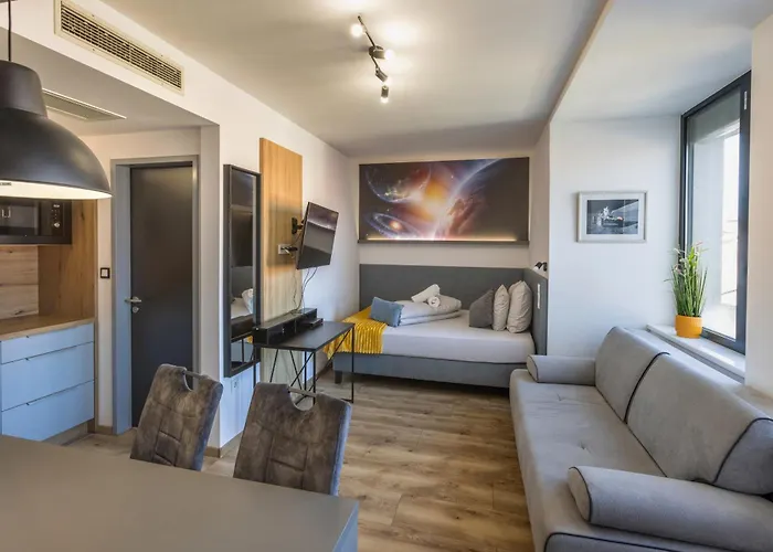 Lejlighedshotel R73 Residences 4*