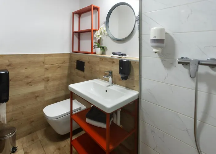 R73 Residences Ξενοδοχείο με διαμερίσματα 4*