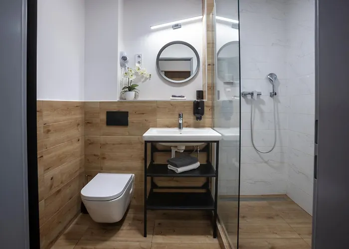 R73 Residences 4*